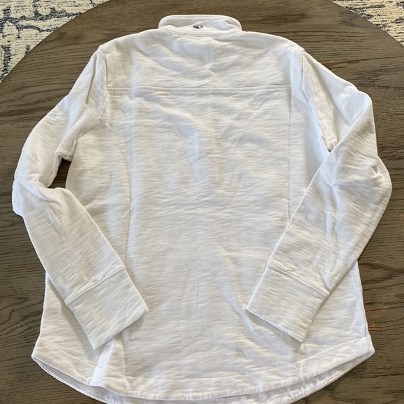 Size S White Vineyard Vines Sweatshirt - Picture 3 of 4